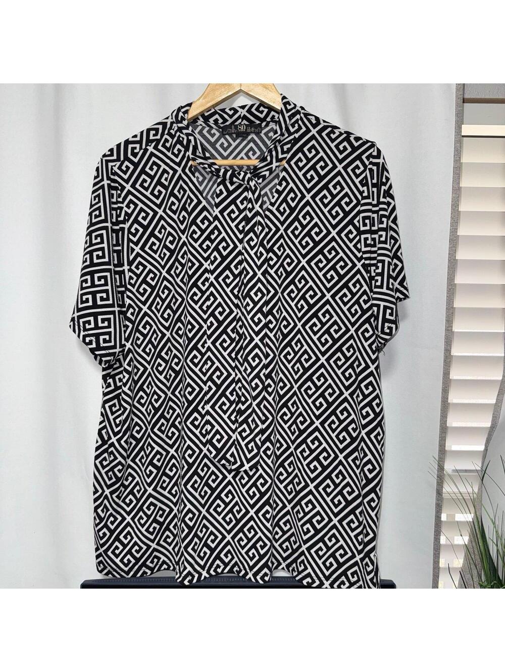 Black & White Geometric Print Short Sleeve Top blouse 80 Park